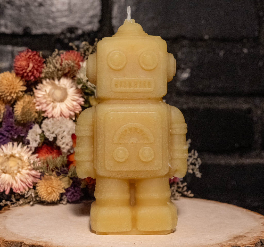 Robot Beeswax Candle: Hand-Poured Vintage Robot Sculpture, Retro Sci-Fi Gift